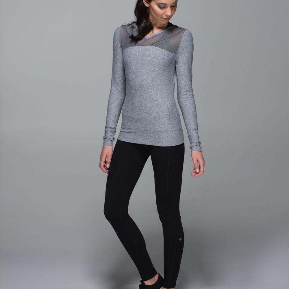 Lululemon Women’s Just Breathe Long Sleeve Heathered Slate 8/10