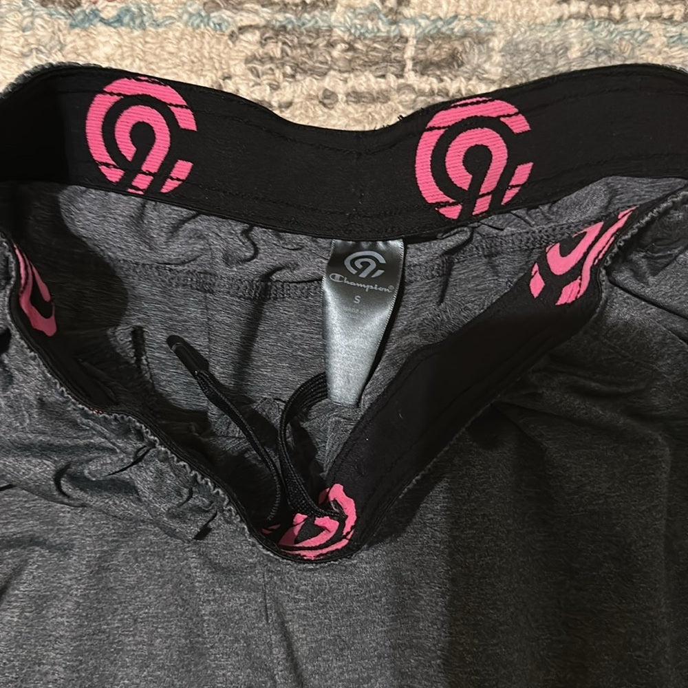 ☀️Men’s C9 Athletic Shorts Size Small
