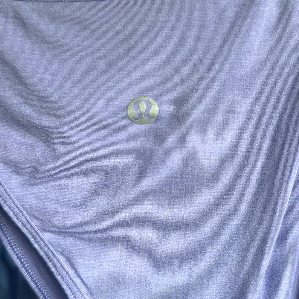 Lululemon Women’s Shoulder Cut Out Tank Size 12/14 In Dark Lavender full length