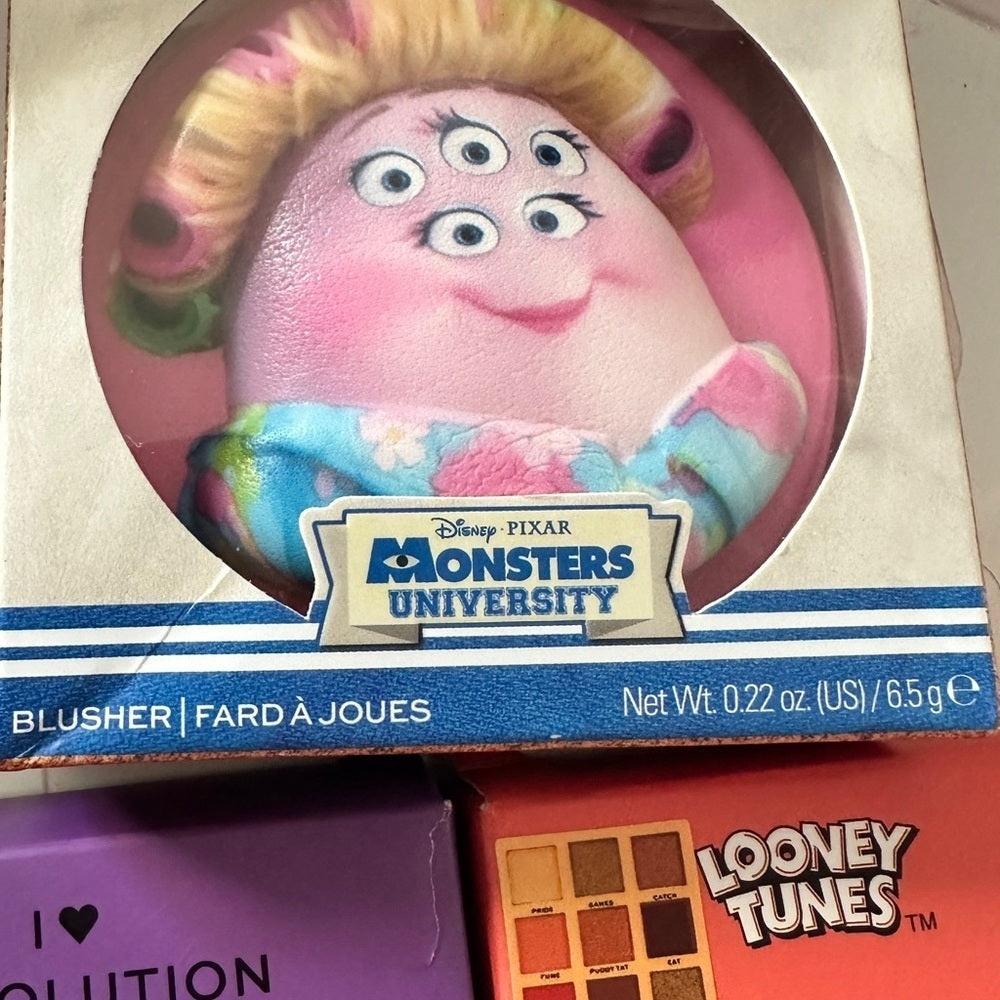 Characters beauty bundle! Makeup Revolution all new unopened