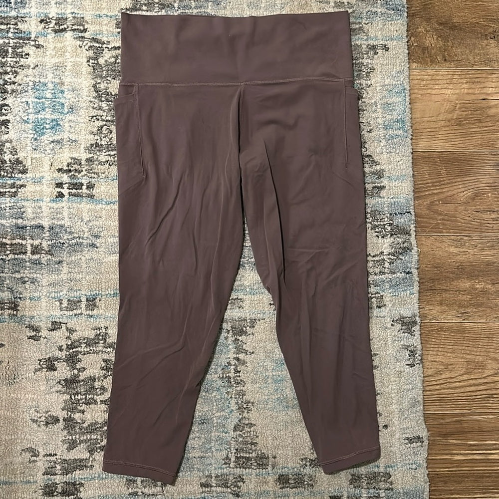 Athleta Women’s 2 PC Crop Legging Bundle Size 1X