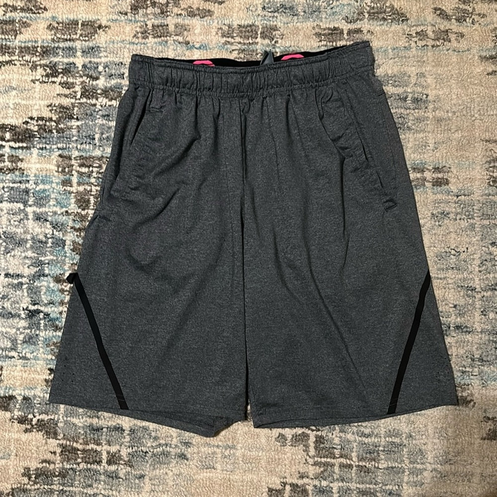 ☀️Men’s C9 Athletic Shorts Size Small