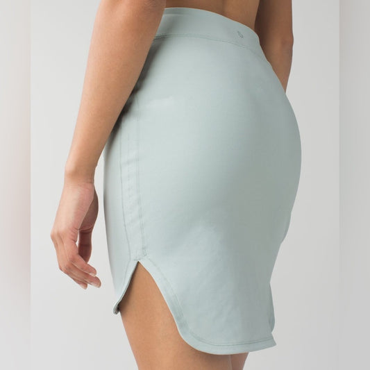 Lululemon City Skirt Size 4 cool minty grey