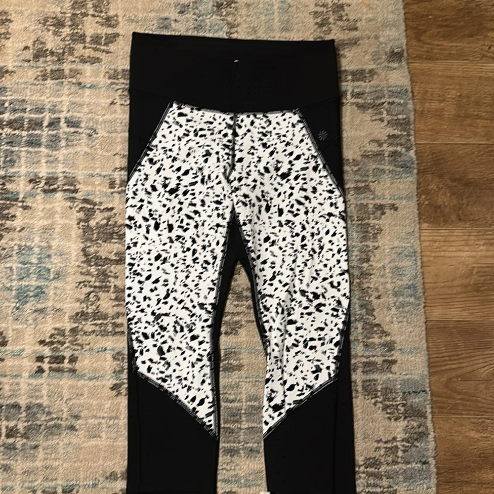 ☀️Women’s Athleta Leggings Size Medium