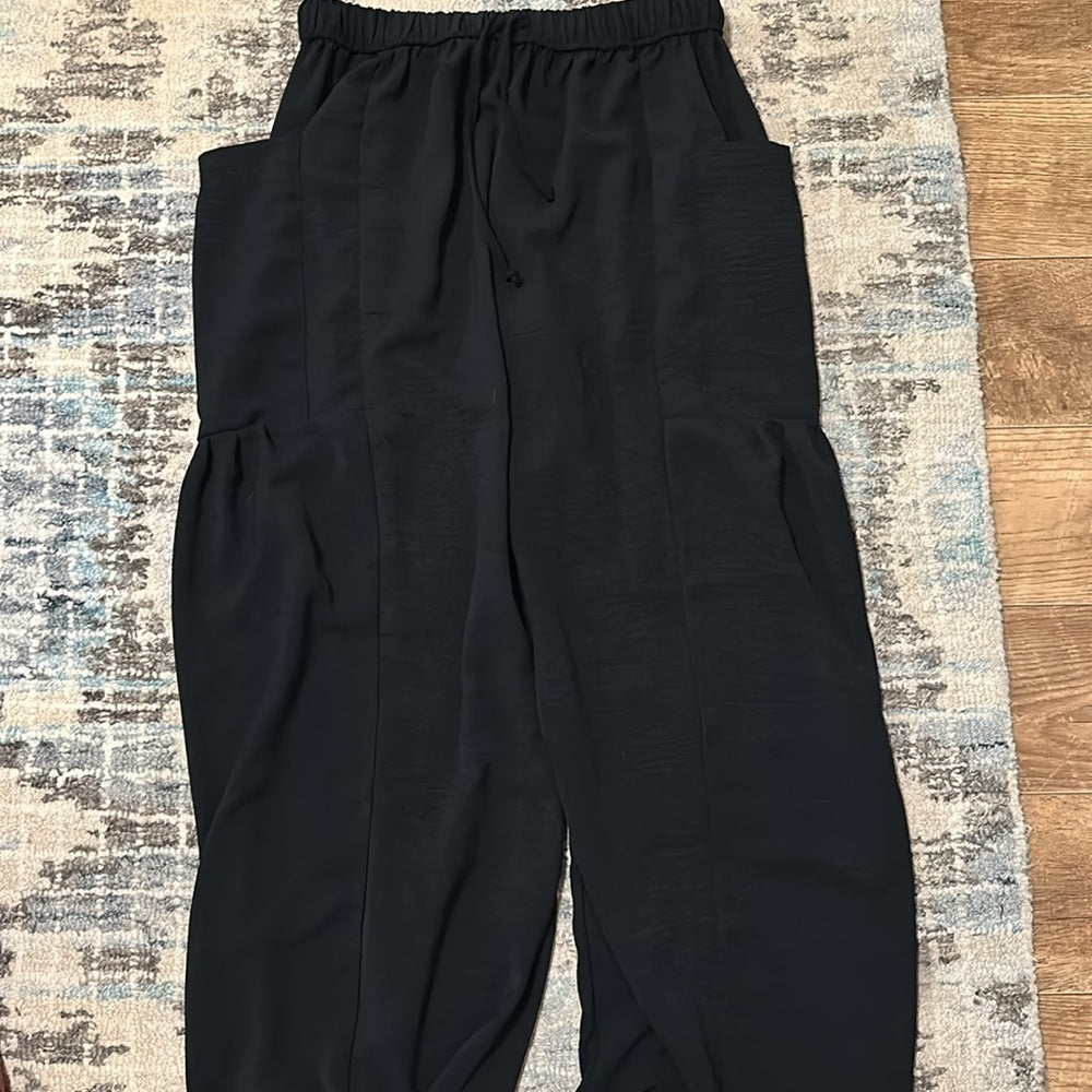 ☀️Women’s DKNY wide-leg pants with pockets size XL