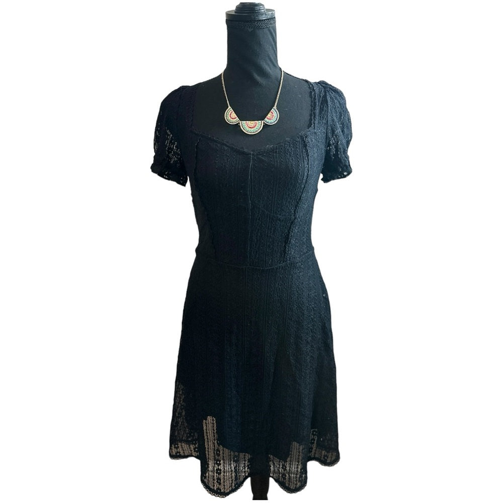 Banana Republic Black Lace Midi Dress Size small tie neck with built in slip