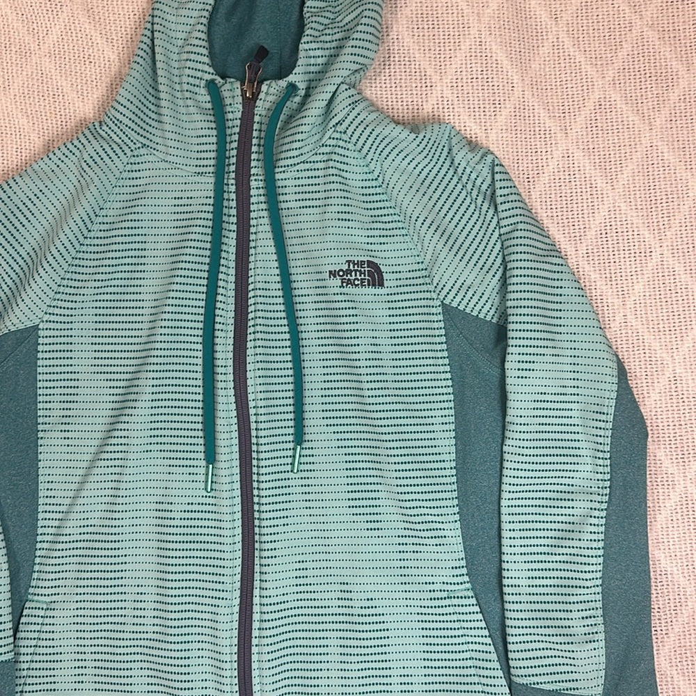 The North Face Women’s soft shell multi shade green jacket size medium