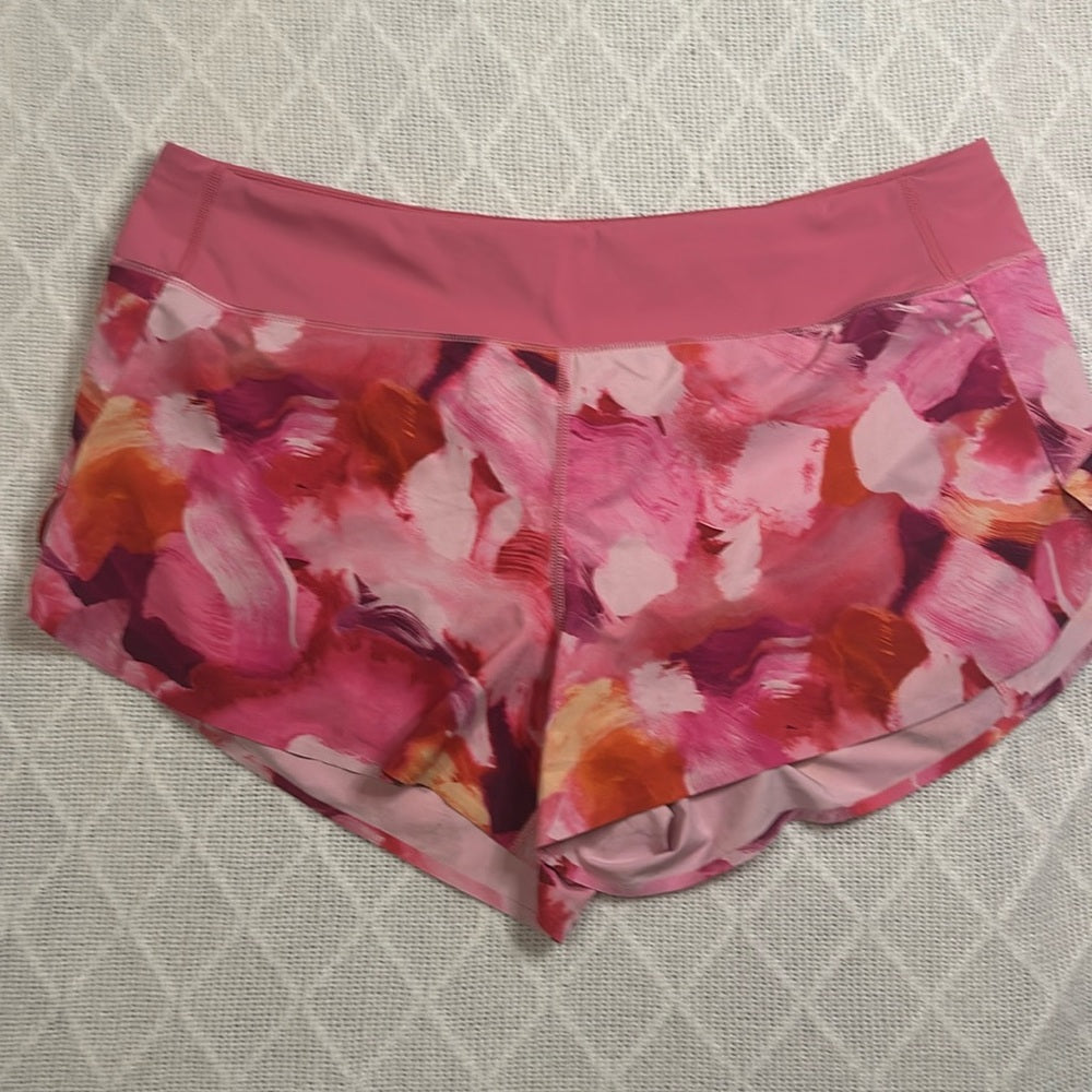 Shades of pink floral Athleta athletic shorts women’s size XL